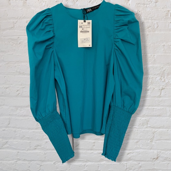 NWT ZARA 2020 Blouse with puffed sleeves - Picture 2 of 5